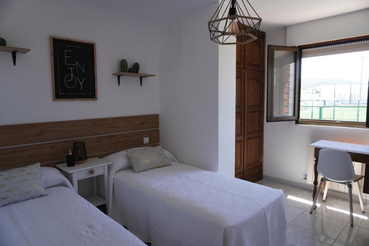 Hostal La Biela 43 Галисано Екстериор снимка