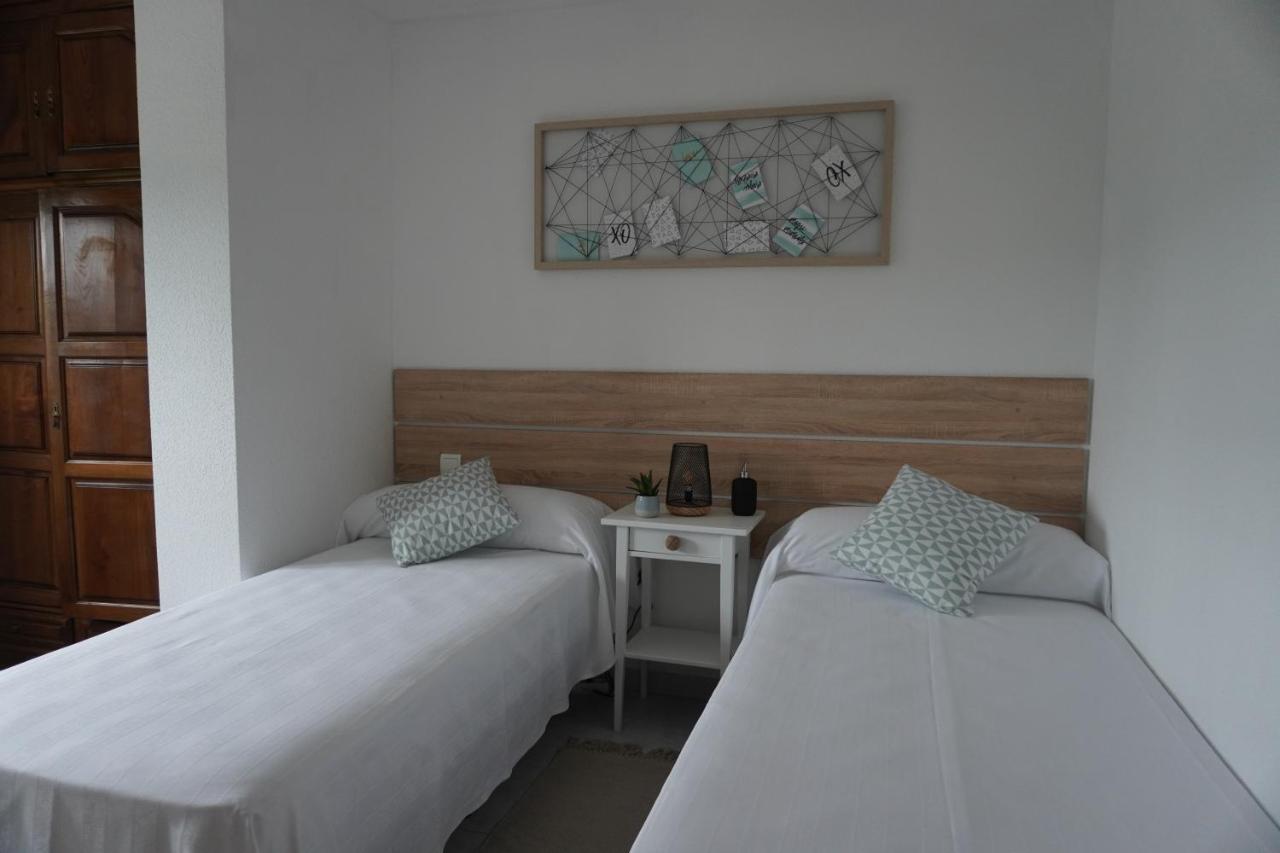 Hostal La Biela 43 Галисано Екстериор снимка
